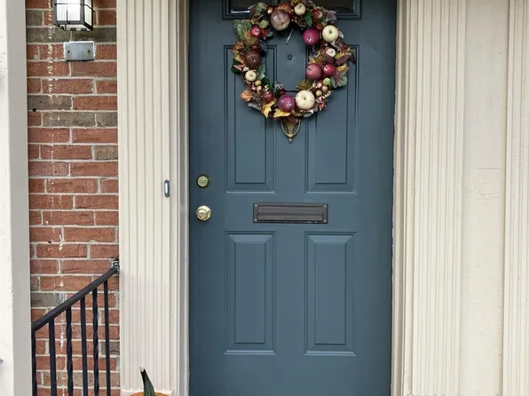 7 Creekwood Sq, Cincinnati, OH 45246