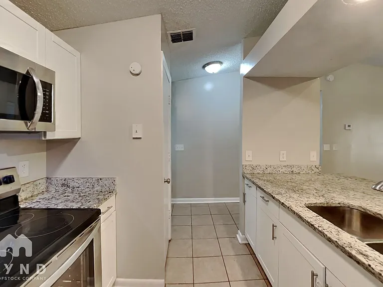 1348 Bear Run Blvd — Photo 7