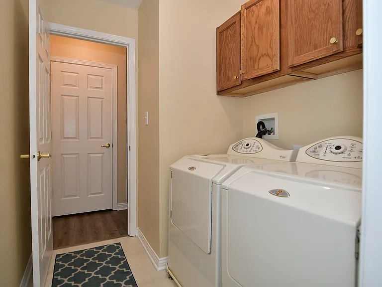 3043 Armory Dr — Photo 20