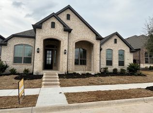 917 Gilbreath Ave, Crowley, TX 76036