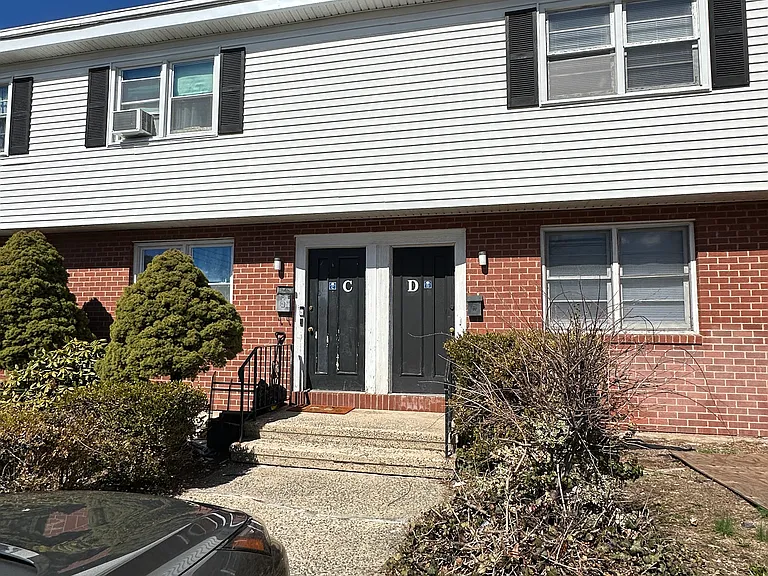 75 Fairview Ave #D2 — Photo 10