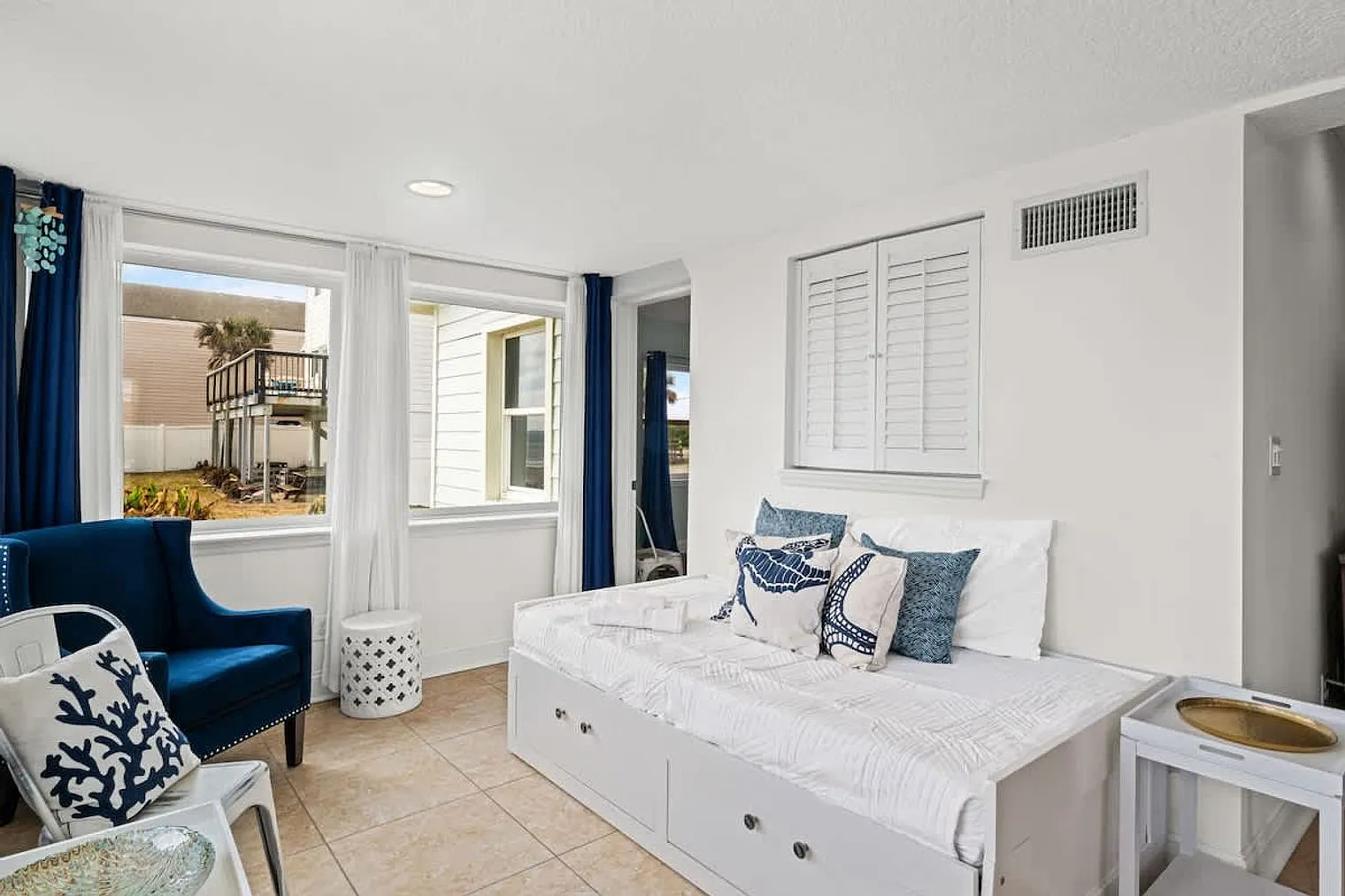 3 bed, 3.0 bath, 1743 sqft, $10,003 — Photo 4