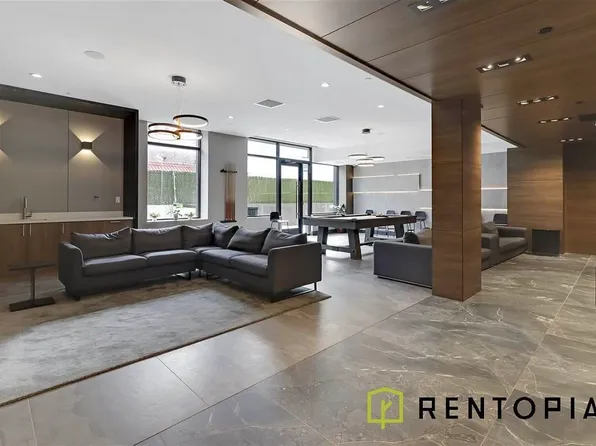 224 East 135th Street image 12 of 21