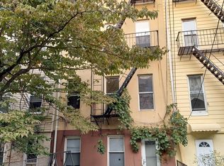 205 N Henry St, Brooklyn, NY 11222