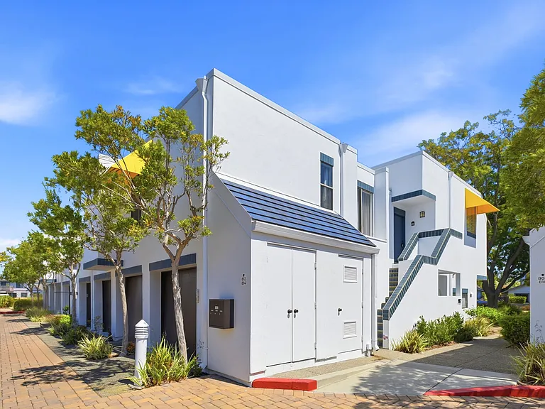 814 Balboa Ln — Photo 26