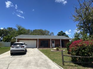 1020 Orange View Dr, Largo, FL 33778