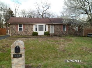 128 Holly Dr, Hendersonville, TN 37075