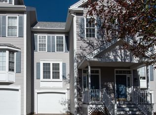 49 Georgetown Dr, Nashua, NH 03062