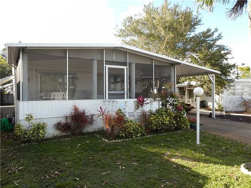 1st image of 5421 SW 32nd Ter