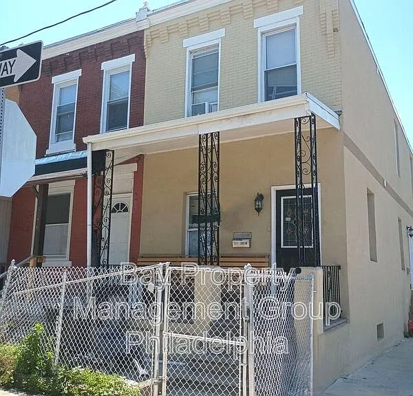 5578 Ludlow St #1 — Photo 3