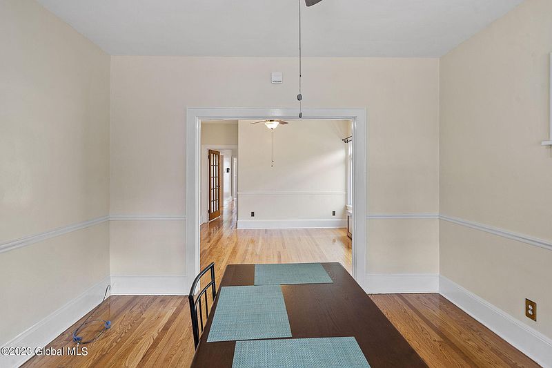 4th image of 265 Eleventh Street