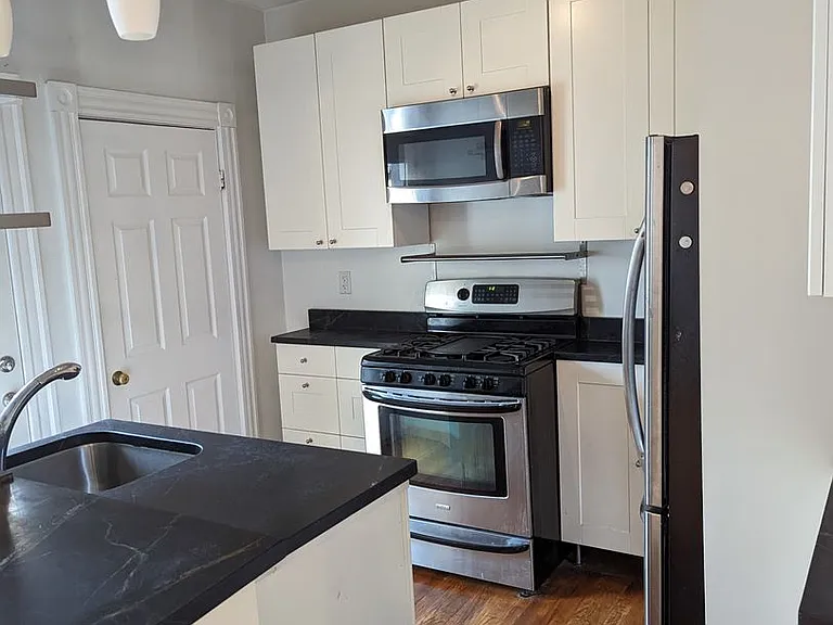 23-2 Prescott St — Photo 6