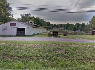 1850 N Hubbard Rd, Hubbard, OH 44425