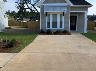 3621 Meadow Vista Ln, Tallahassee, FL 32308