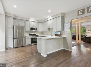 6206 Littlethorpe Ln, Alexandria, VA 22315