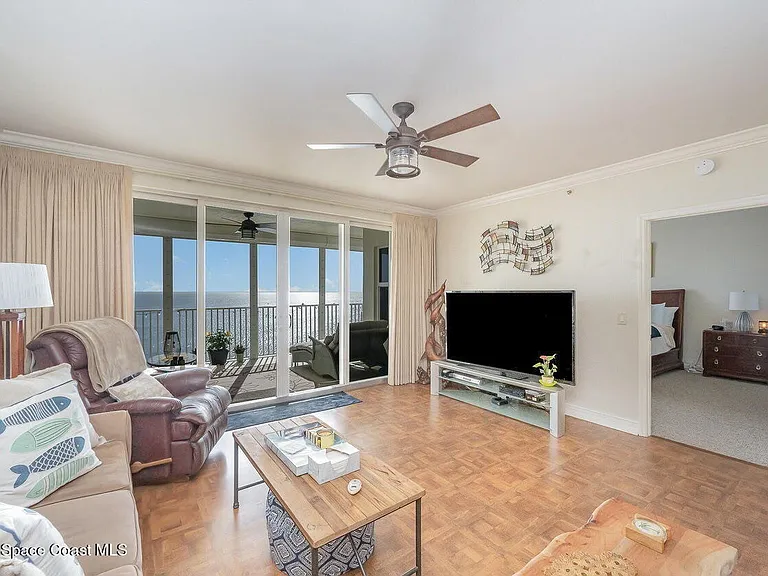 7 Indian River Ave #1003 — Photo 25