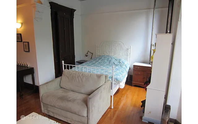 Rented by Douglas Elliman | media 3