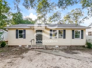 205 Meadowdale Dr, Warner Robins, GA 31088