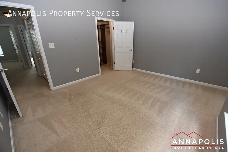 37 Harbour Heights Dr — Photo 14