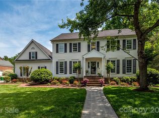 11203 Sir Francis Drake Dr, Charlotte, NC 28277