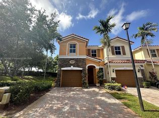12420 NW Emerald Creek Ct, Fort Lauderdale, FL 33325