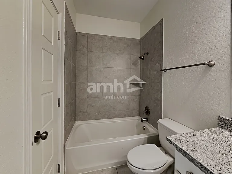 2126 Abadeer Trl — Photo 18