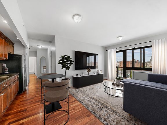2nd image of 2205 3rd Ave APT 2E