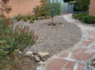 223 Las Mananitas St, Santa Fe, NM 87501