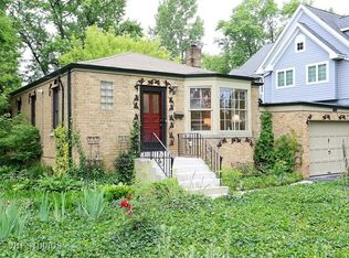 302 E Crescent Ave, Elmhurst, IL