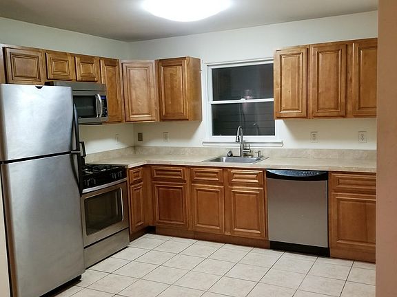 Kitchen w/Stainless Appliances