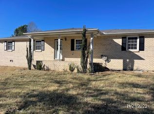 220 Lynn Cir, Erin, TN 37061