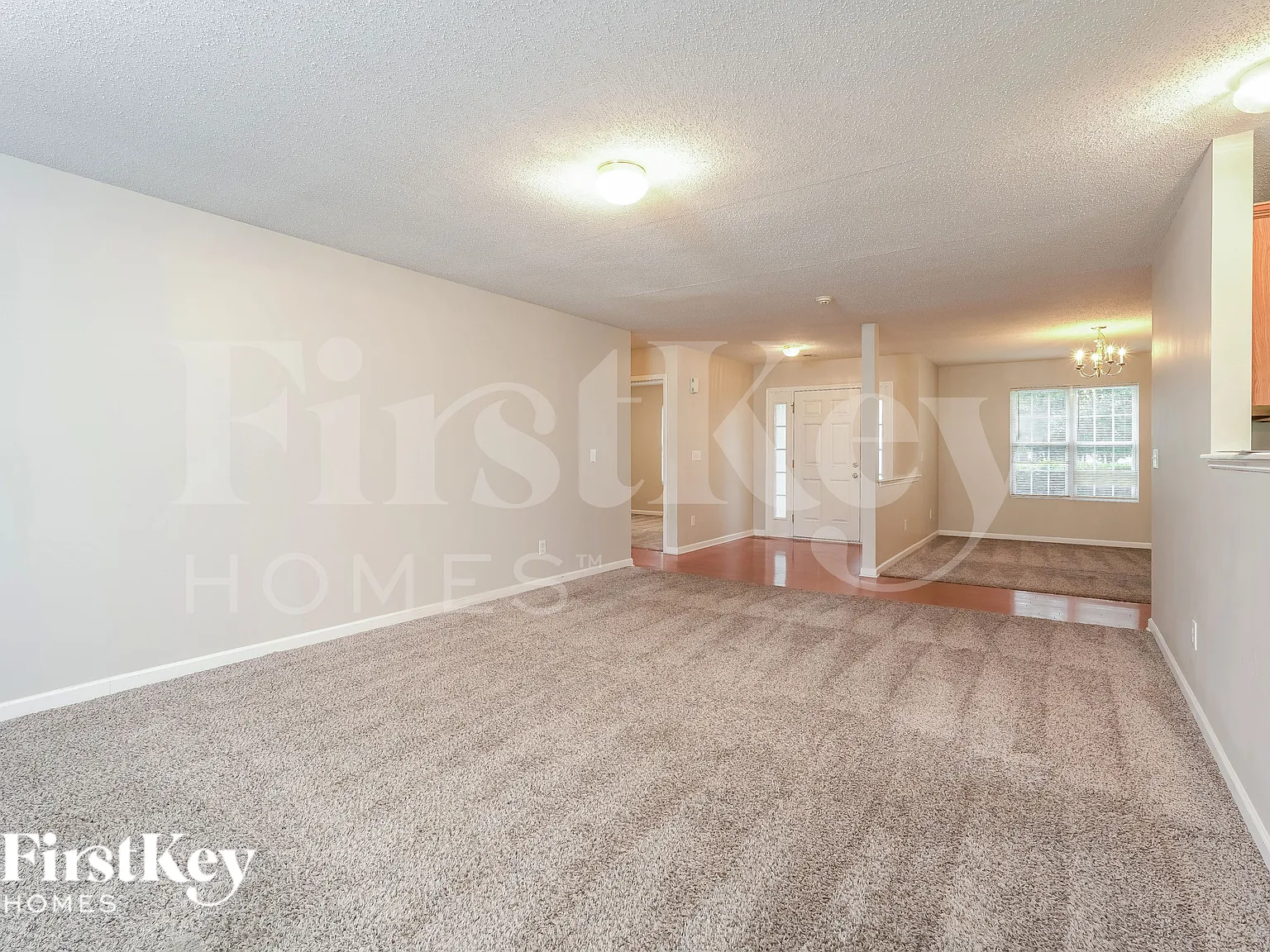 3 bed, 2.0 bath, 1865 sqft, $2,190 — Photo 3