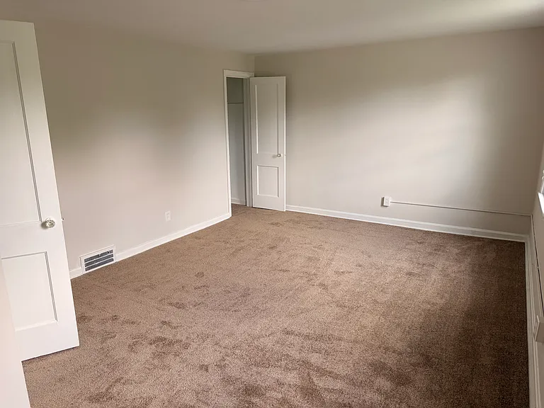 4042 Northfield Rd — Photo 11