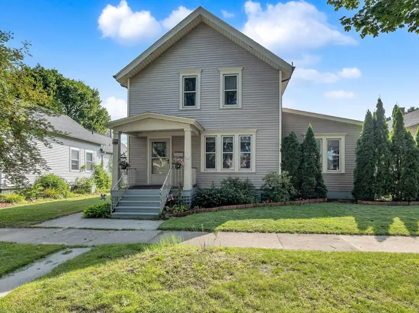 853 North 15th STREET, Manitowoc, WI 54220