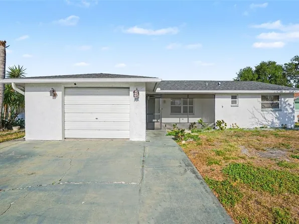 2217 Harrison Dr, Holiday, FL 34691