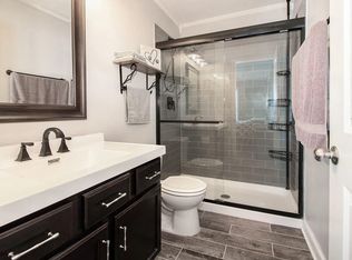 8202 Seward Rd, Joliet, IL 60431