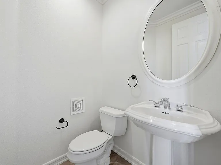 5571 Ocean Terrace Dr — Photo 19
