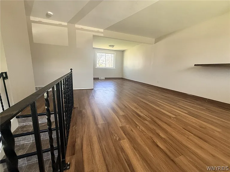3365 McKinley Pkwy — Photo 6