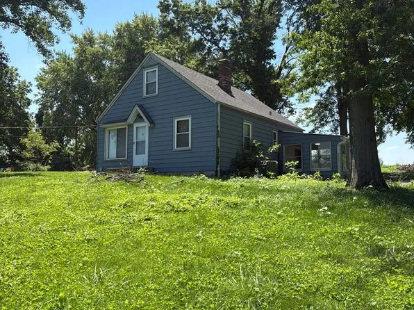 12326 Larimore Rd, Saint Louis, MO 63138