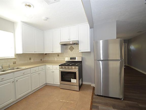 2nd image of 708 Avenue A