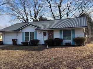 501 Beechwood Dr, Monticello, IN 47960