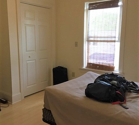 5th image of 179 Elmwood Ave APT 2