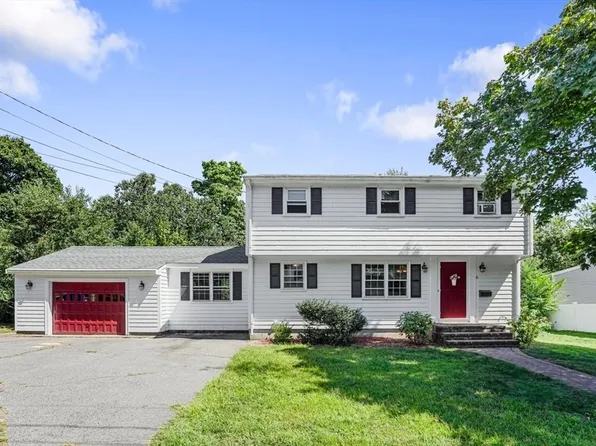 8 Oregon Ave, Braintree, MA 02184