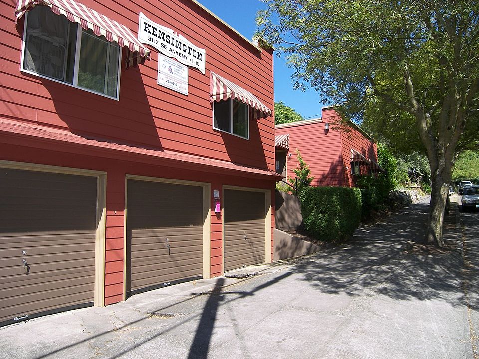 Building Photo 4