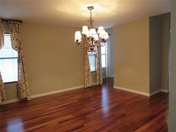 5th image of 13209 Kerrville Folkway
