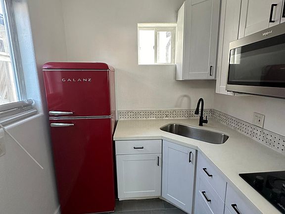 4th image of 4175 F St #B