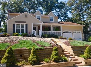 5 Beechwood St, Turnersville, NJ 08012