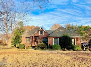 100 Lawson Ln, Dyersburg, TN 38024