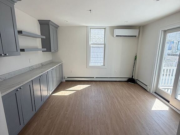 2nd image of 1125 Ocean Ave #A