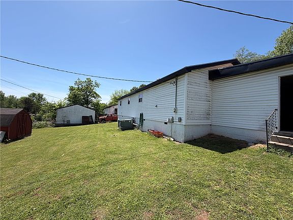 4th image of 604 Missouri Pl